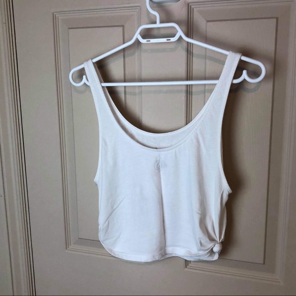 Volcom Floral tank - Picture 2 of 3